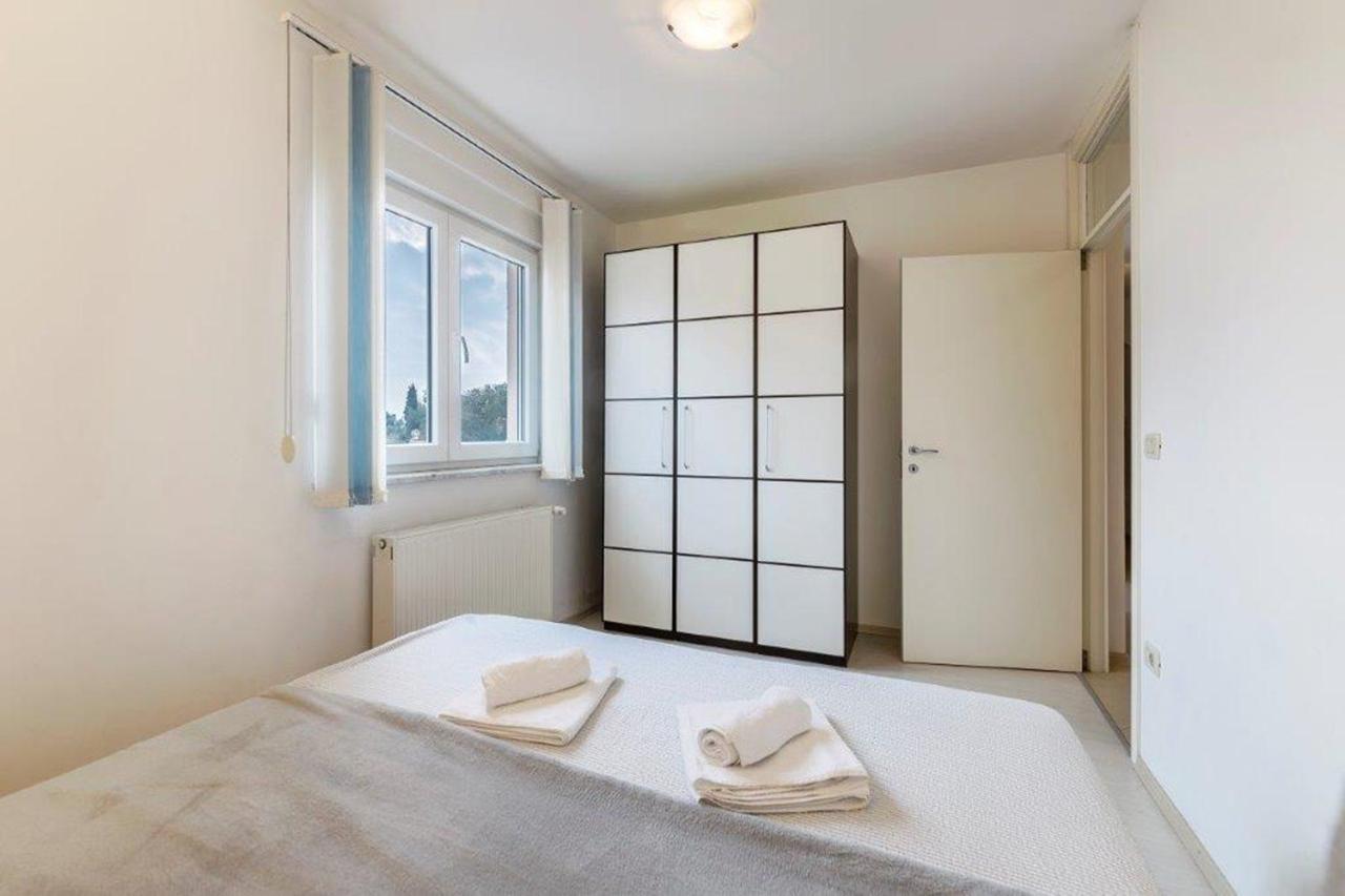 Apartment Dubravka Near The Sandy Beach Medulin Extérieur photo